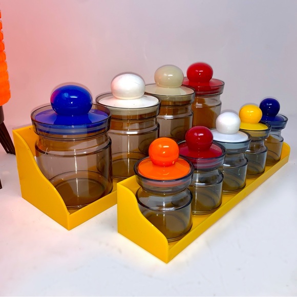 v i n t a g e :: Bright Midcentury 4 Jar Set Shelf Storage Apothecary Kitchen - Picture 13 of 14